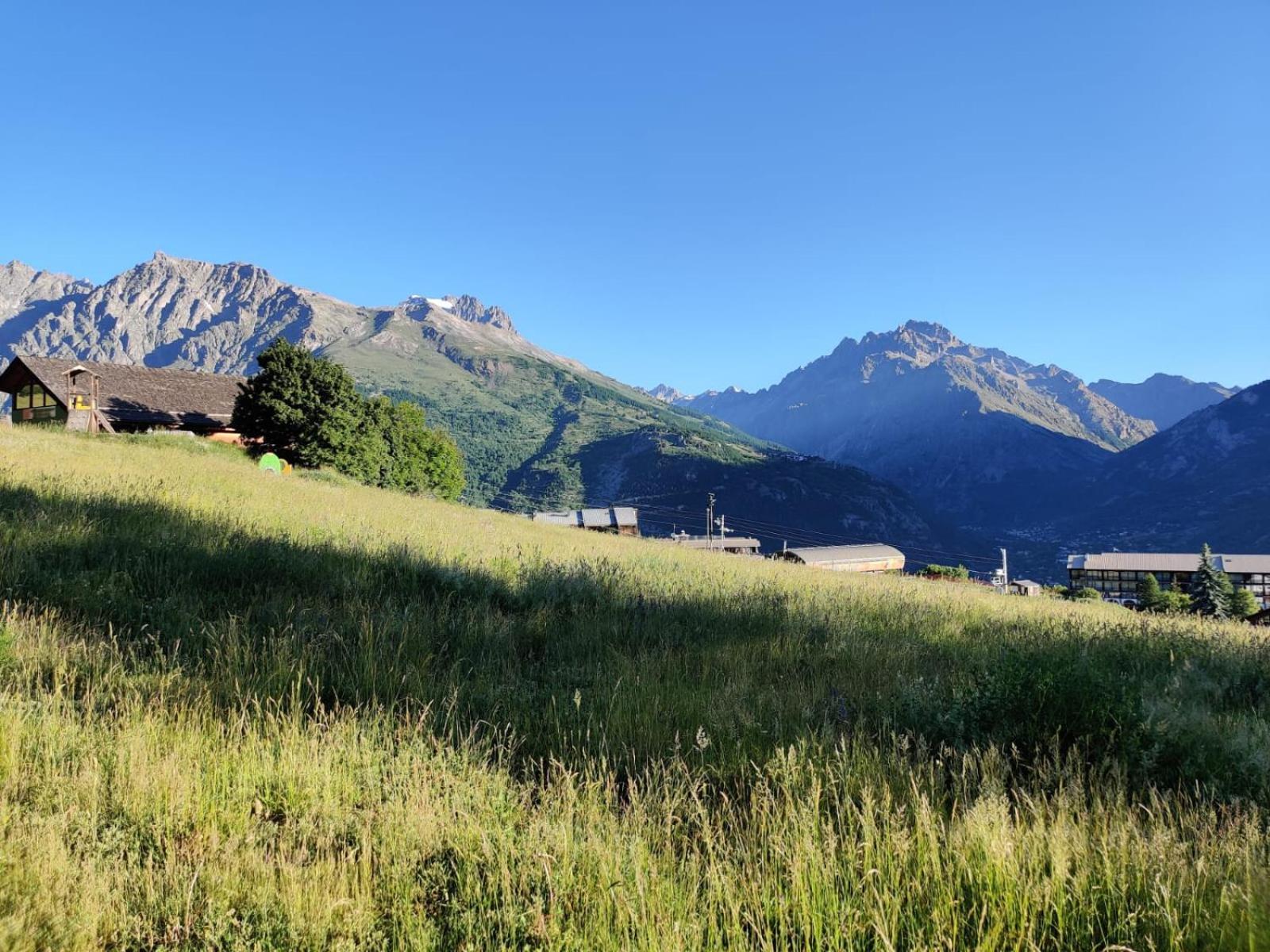 Appartamento "La Batisse Des Pres" Puy-Saint-Vincent Esterno foto