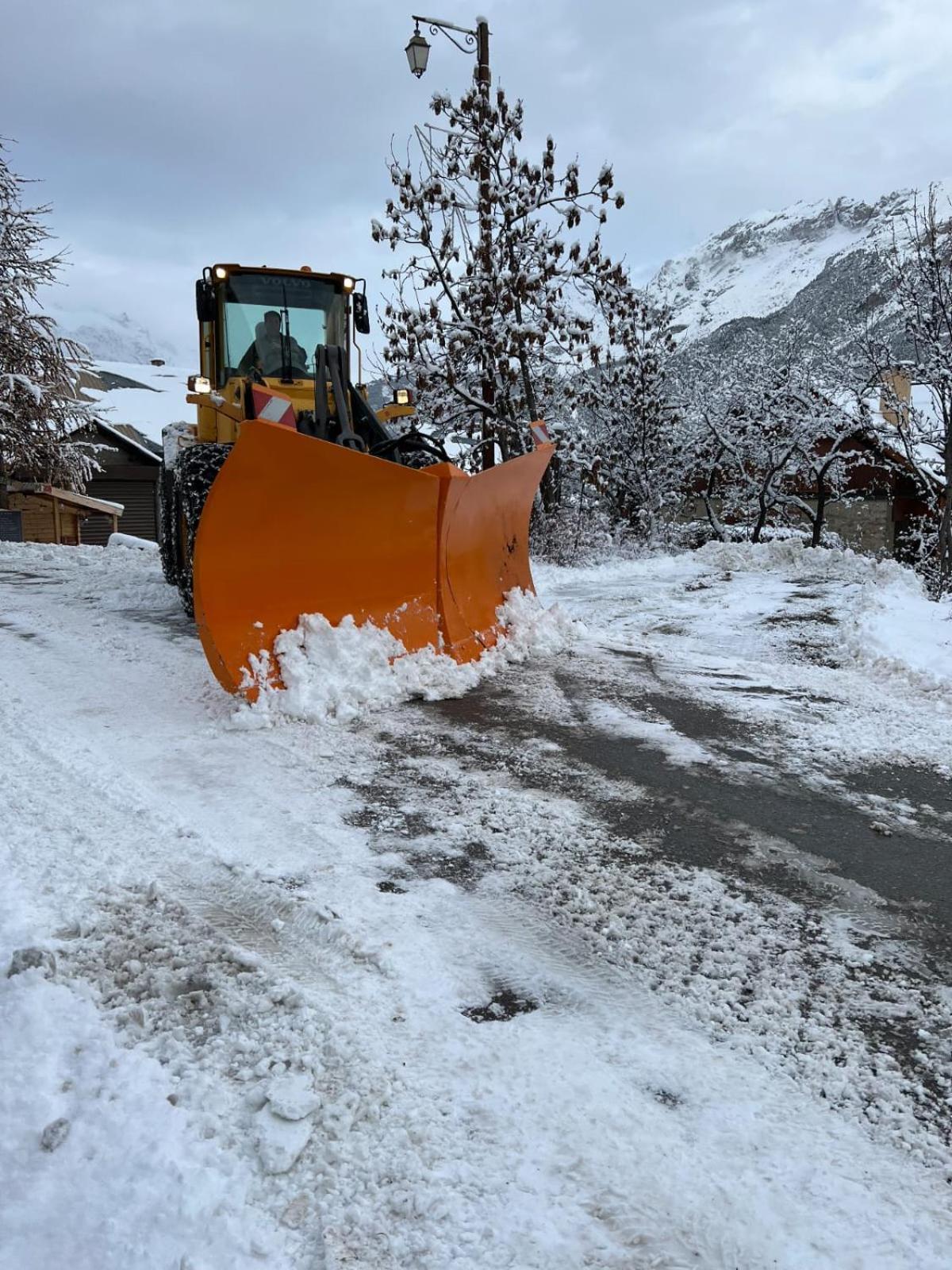 Appartamento "La Batisse Des Pres" Puy-Saint-Vincent Esterno foto